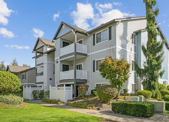Abbey Rowe Apartments in Olympia, WA Apartment Exterior