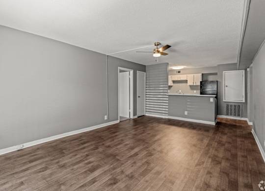 Living Room at Bayou Oaks in Alexandria, LA