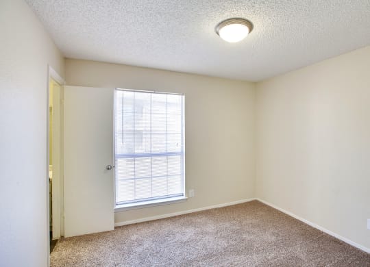 Bedroom 4 at Oaks of Denton in Denton, TX