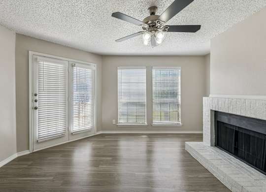 Camino del Sol in Dallas TX Seville Living Room