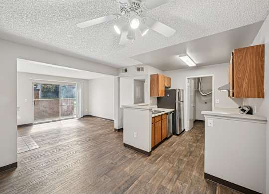Greensview in Aurora CO Colonial Kitchen