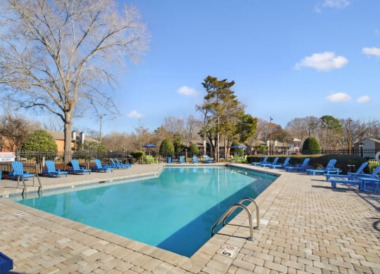 a swimming pool at Johnston Creek Crossing in Charlotte, NC