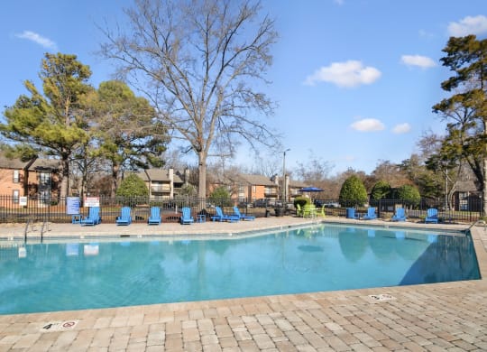 a swimming pool at Johnston Creek Crossing in Charlotte, NC