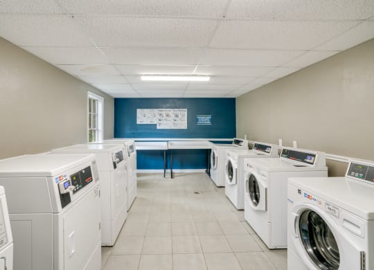 Laundry Room at Oakley Run in Smyrna, GA