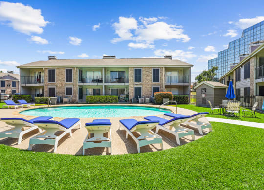 Second Swimming Pool at Noel on the Parkway Apartments in Dallas, Texas, TX