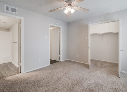 Bedroom with Ceiling Fan at Preston Villas Apartment Homes, Dallas, Texas, TX