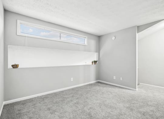 Versatile and airy loft room at Pine Village North in Smyrna, GA