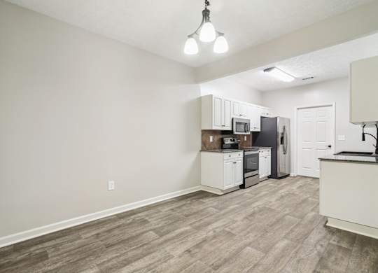 2 Bedroom Dining Room at Grand Reserve Columbus in Columbus GA