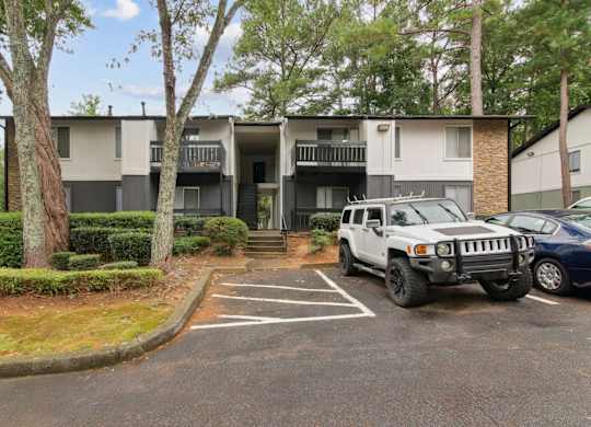Riverwood Apartments in Roswell, GA Apartment Exterior