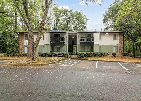 Riverwood Apartments in Roswell, GA Building Exterior