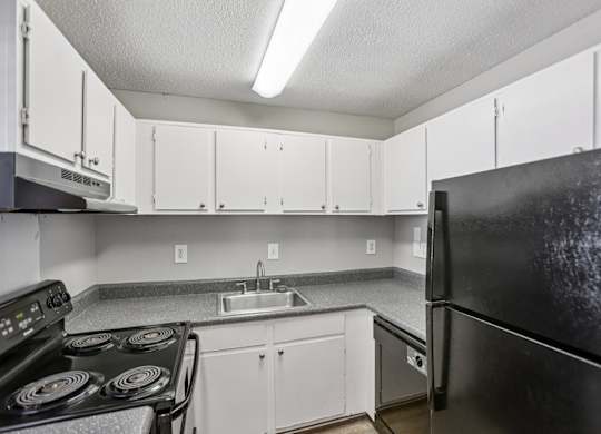 Standford Village Apartments in Norcross, GA Kitchen
