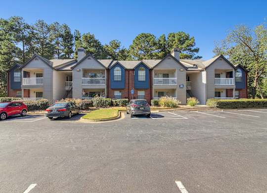 Woodmere Trace Apartmements in Duluth, GA Building Exteriors
