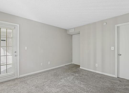 Woodmere Trace Apartmements in Duluth, GA Bedroom