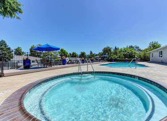 The Renaissance community pool and spa at The Renaissance Apartments, California, 95610