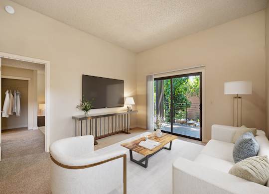 Living Room With TV at Fountains of Fair Oaks, Fair Oaks, CA