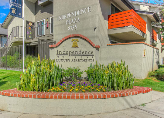 Welcoming Property Signage at Independence Plaza, Canoga Park, California