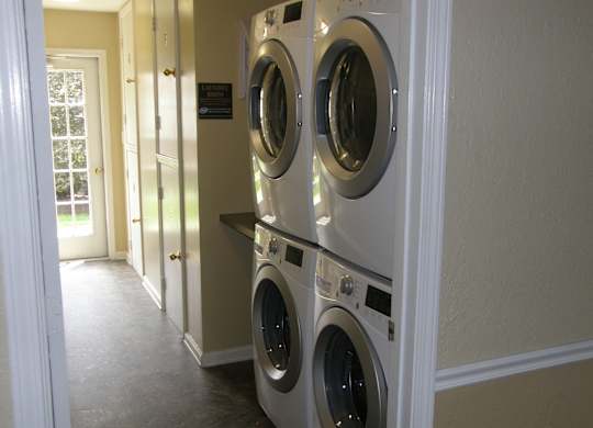 Free Washer & Dryers for Apartments at Woodland Springs Apartment Homes, Carmel