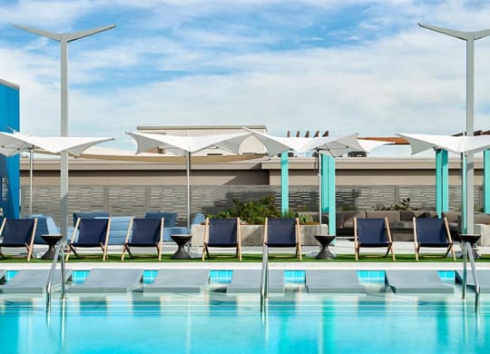 Swimming Pool With Relaxing Sundecks at Link Apartments® Canvas, Atlanta