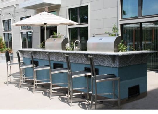 Barbecue And Grilling Station at Link Apartments® Canvas, Atlanta, GA