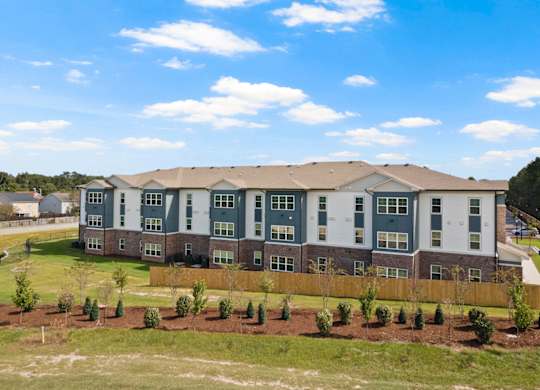 Peaks of Lexington Apartments External Picture from Drone