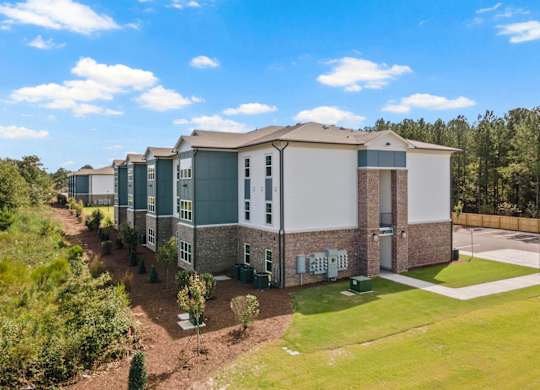 Peaks of Lexington Apartments External Drone Picture