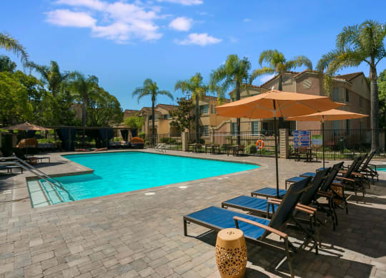 Swimming pool and pool deck at Arroyo Villa Apartments, Thousand Oaks, 91320