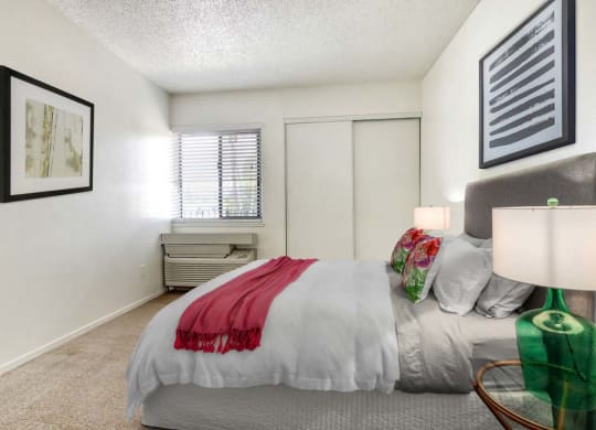 a bedroom with a bed  at Sherway Villa, California