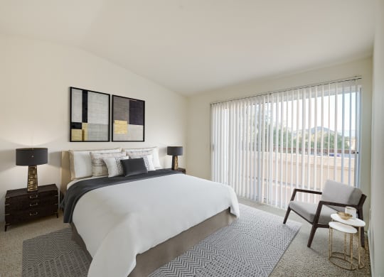 Bedroom at Arroyo Villa Apartments, Thousand Oaks, 91320