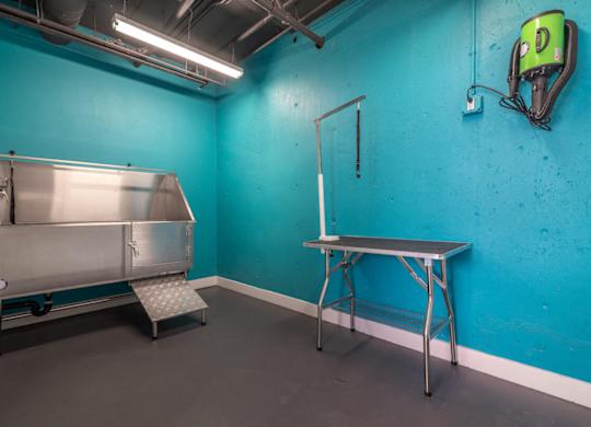 Pet Wash at Bixby Hill Apartments, California, 90815