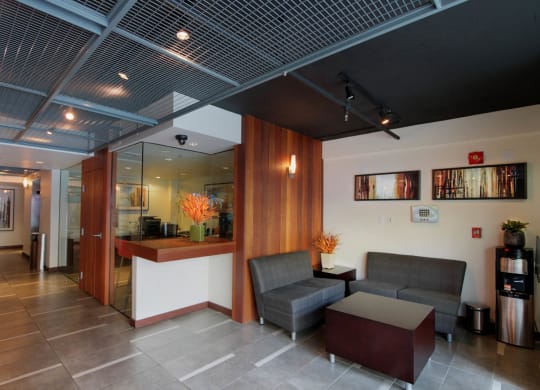 Lobby at 1022 Tiverton, Los Angeles