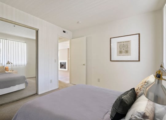 Gorgeous Bedroom at Bixby Knolls, Long Beach, CA, 90807