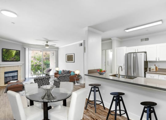 Fitted Kitchen With Island Dining at Canyon Crest, Riverside, CA, 92507