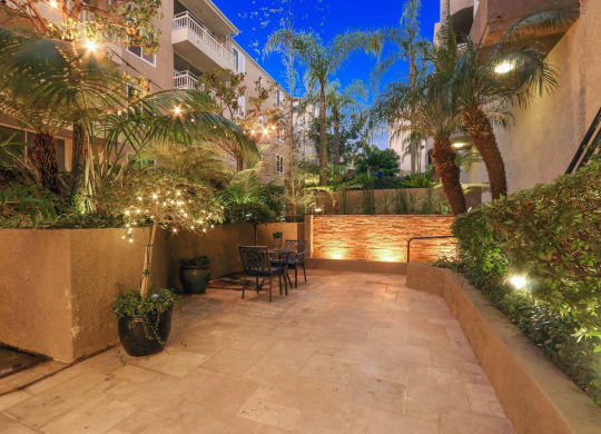 Courtyard viewat Palm Royale Apartments, California