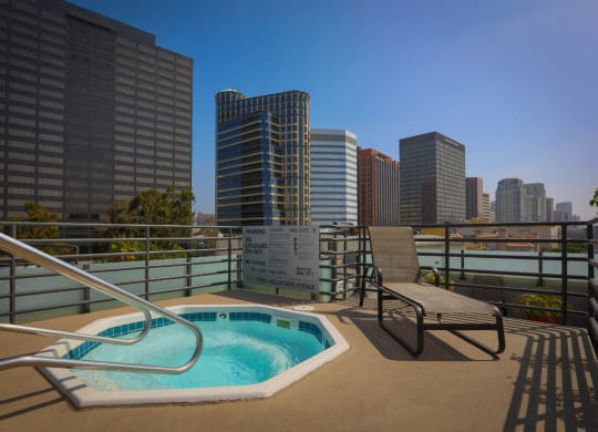 Hot Tub at The Plaza Apartments, Los Angeles, 90024
