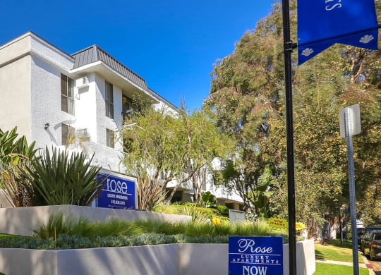 Exterior at Rose Apartments, Los Angeles, California