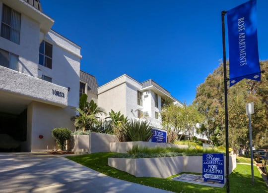 Exterior view at Rose Apartments, Los Angeles, CA