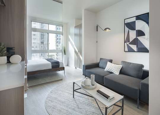 Living Junior Suite at Wilshire Margot, Los Angeles, CA 90024 