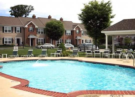 Sparkling Pool at Highlands at Warwick Apartments, Lilitz, Pennsylvania