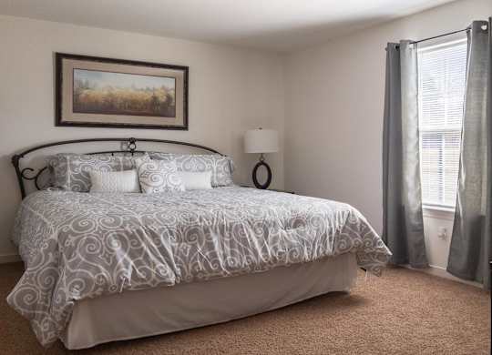 Comfortable Bedroom at Highlands at Warwick Apartments, Lilitz, PA 17543
