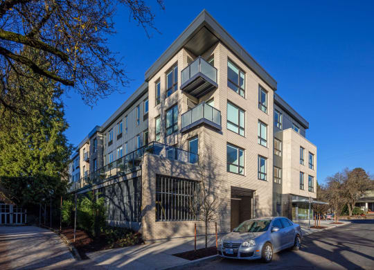 The Marilyn_Exterior