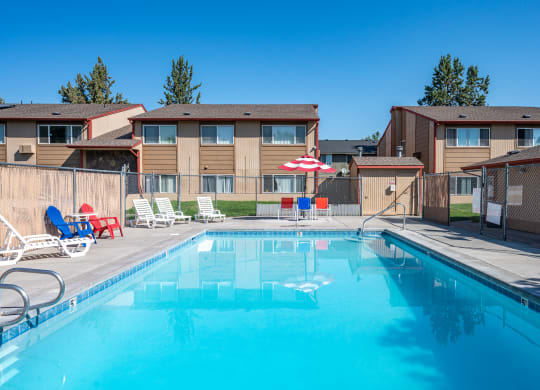 The Bluffs Pool