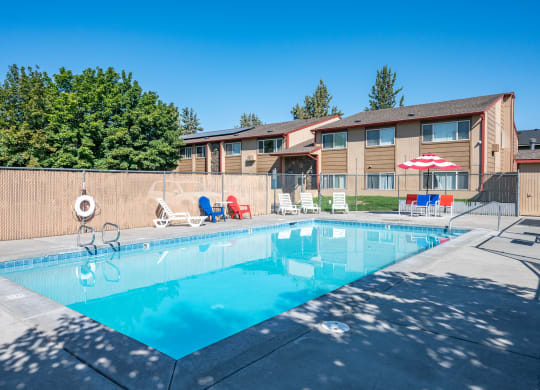 The Bluffs Pool