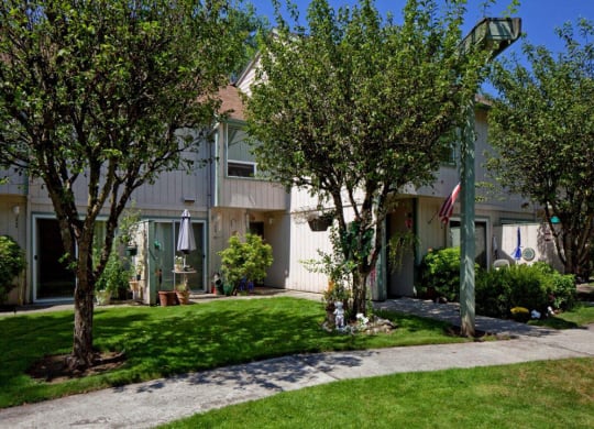 EastFairTerrace_Photo_Exterior