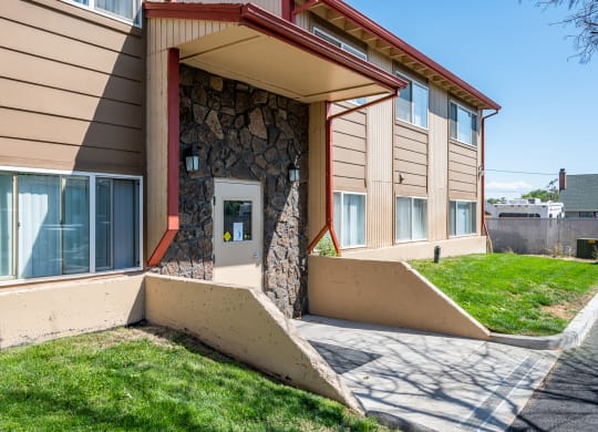 The Bluffs Exterior