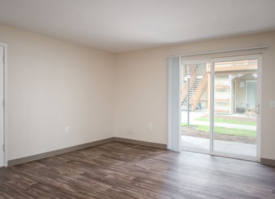 Suzann Plaza 2 Bed x 2 Bath