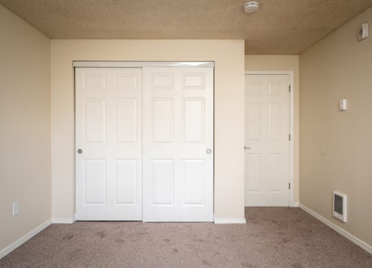 Oak Creek_One-Bedroom Home