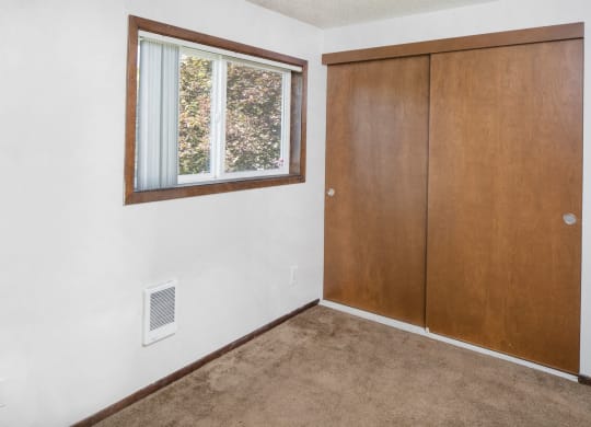VillaWest_Photo_Emptyroom