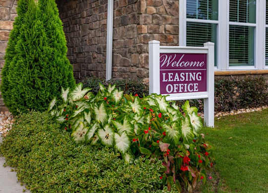 Signature at Foxwood Apartments, Raleigh-Durham, NC