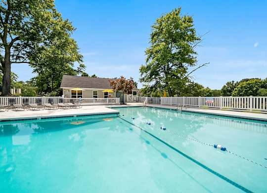 Sparkling Pool at Brandemere Apartment Homes, Winston Salem