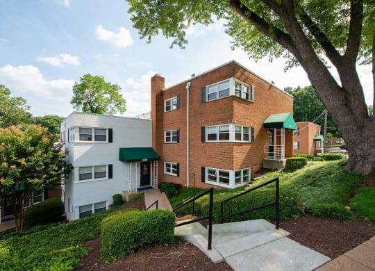 Beautiful Brick Construction at Park Georgetown, Arlington